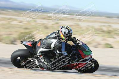 media/Oct-26-2025-Race Pace (Sun) [[c1447ca738]]/Verified/1-Turn 9 Inside (930am)/